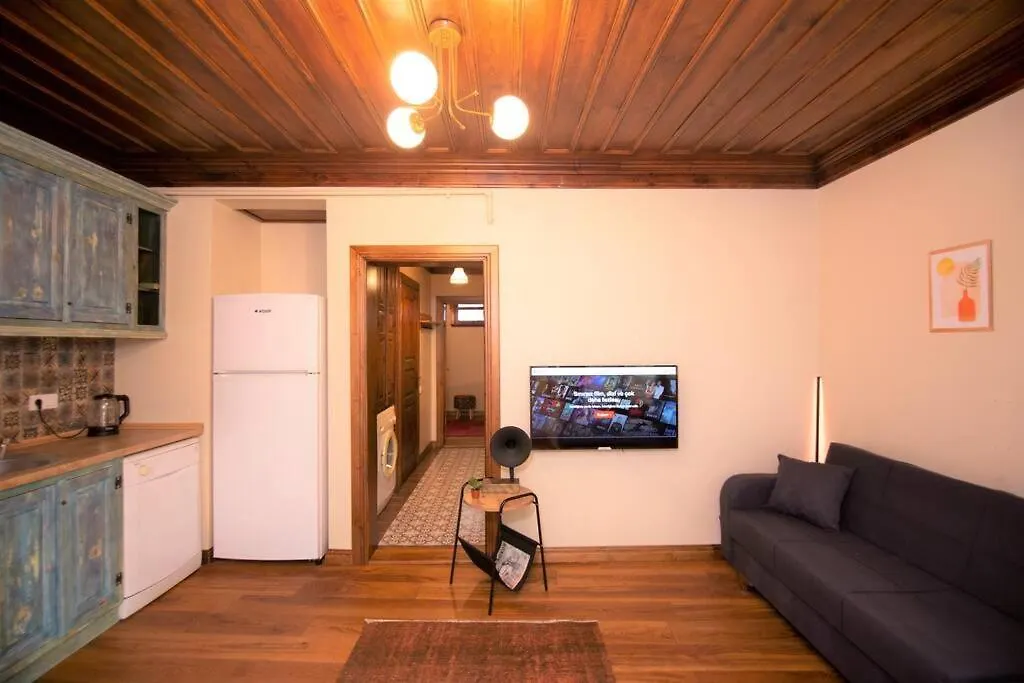 Cosy Wooden Aesthetic Flat In Besiktas Daire İstanbul Türkiye